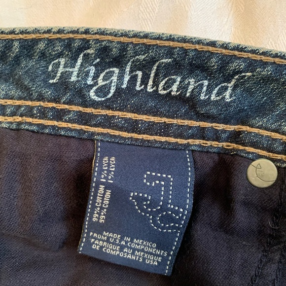 J & Company size 27” acid washed jeans. Patina buttons slight bell bottoms - Picture 8 of 8